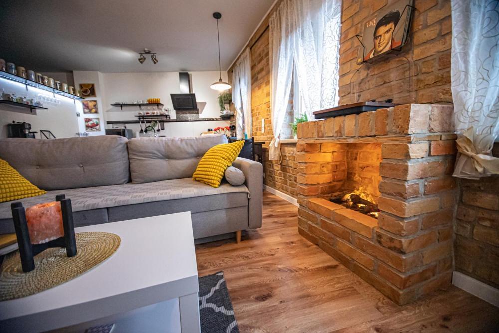 Apartament Marklissa Leśna Buitenkant foto