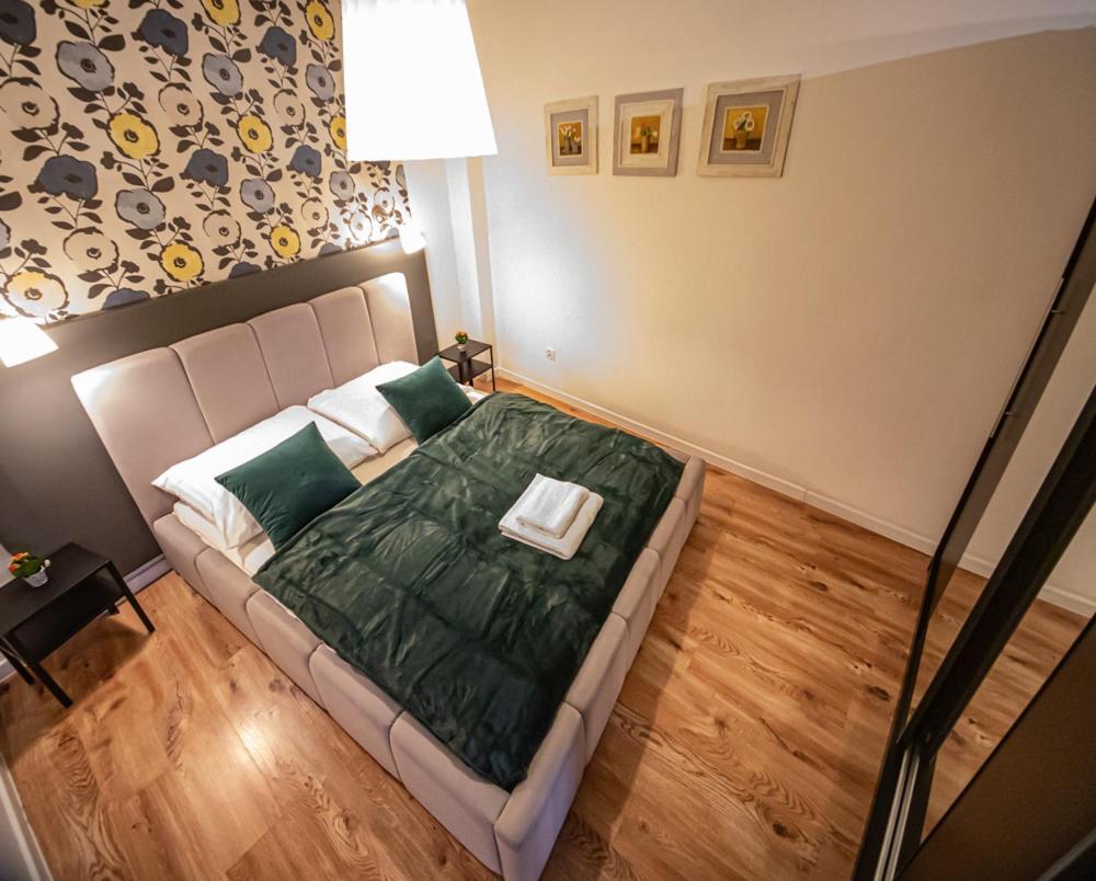 Apartament Marklissa Leśna Buitenkant foto