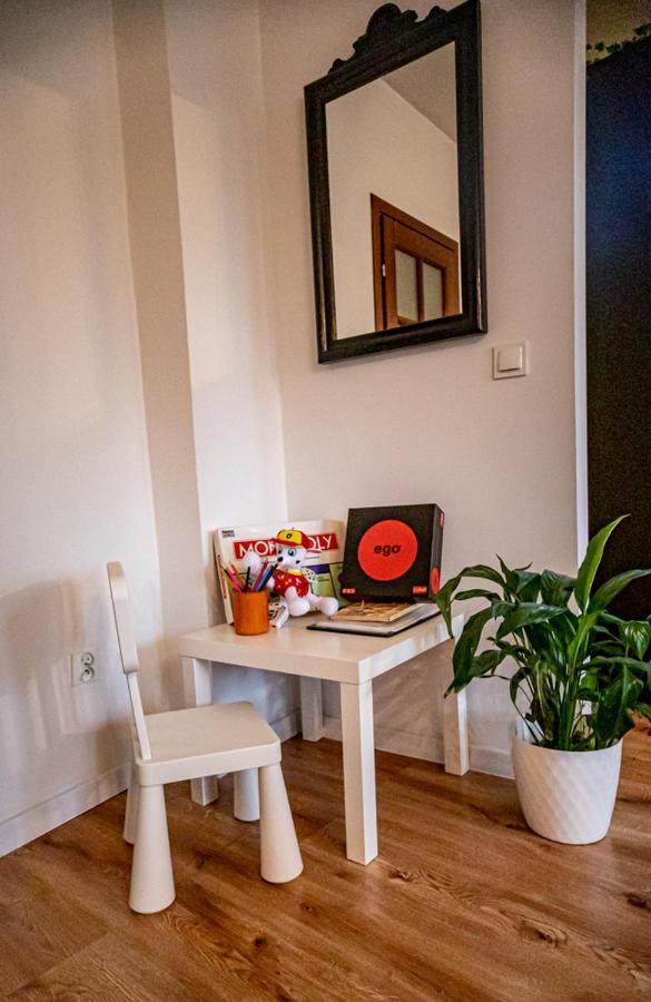 Apartament Marklissa Leśna Buitenkant foto